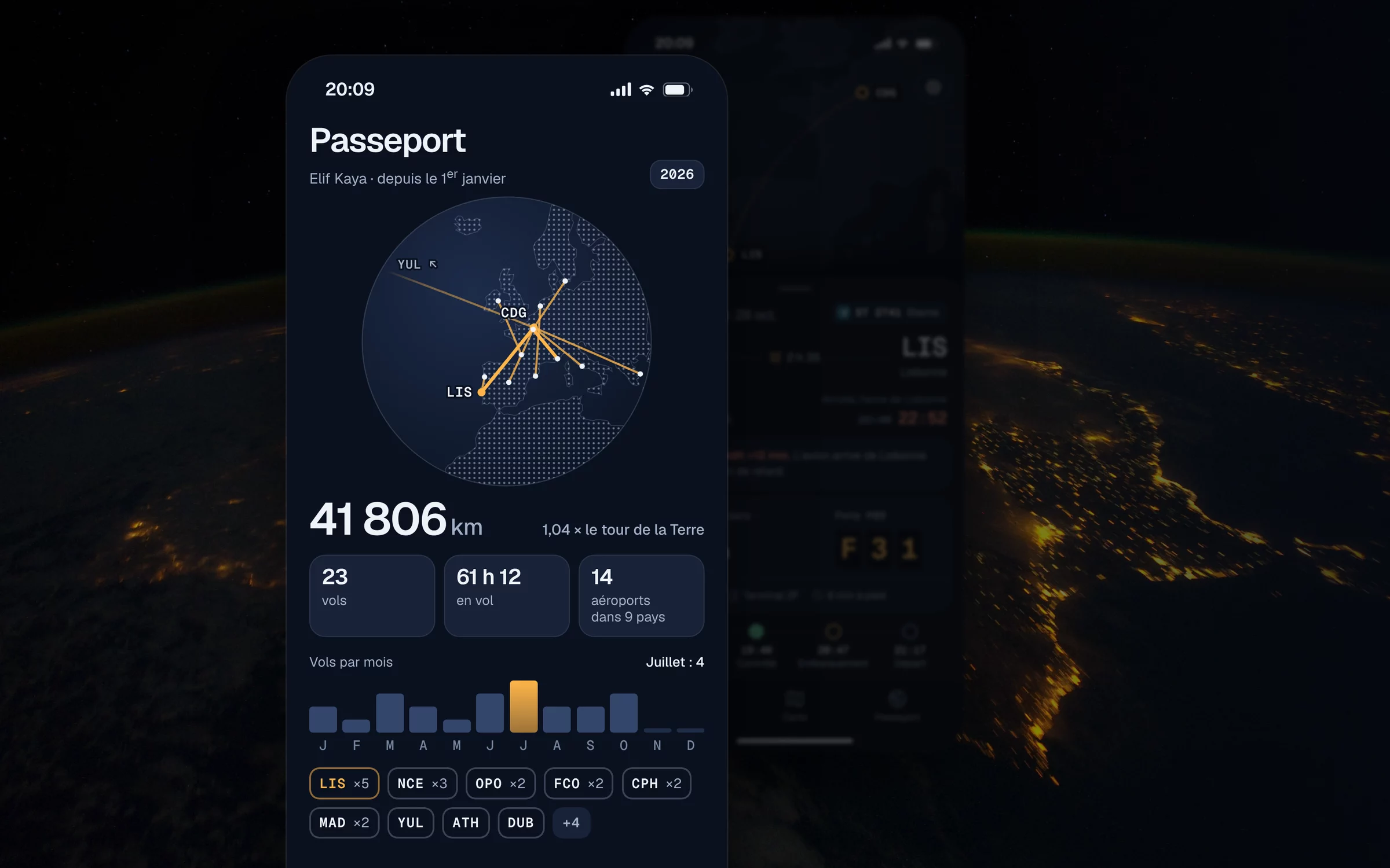 Le passeport de l'année au premier plan, l'écran « Ce soir » derrière