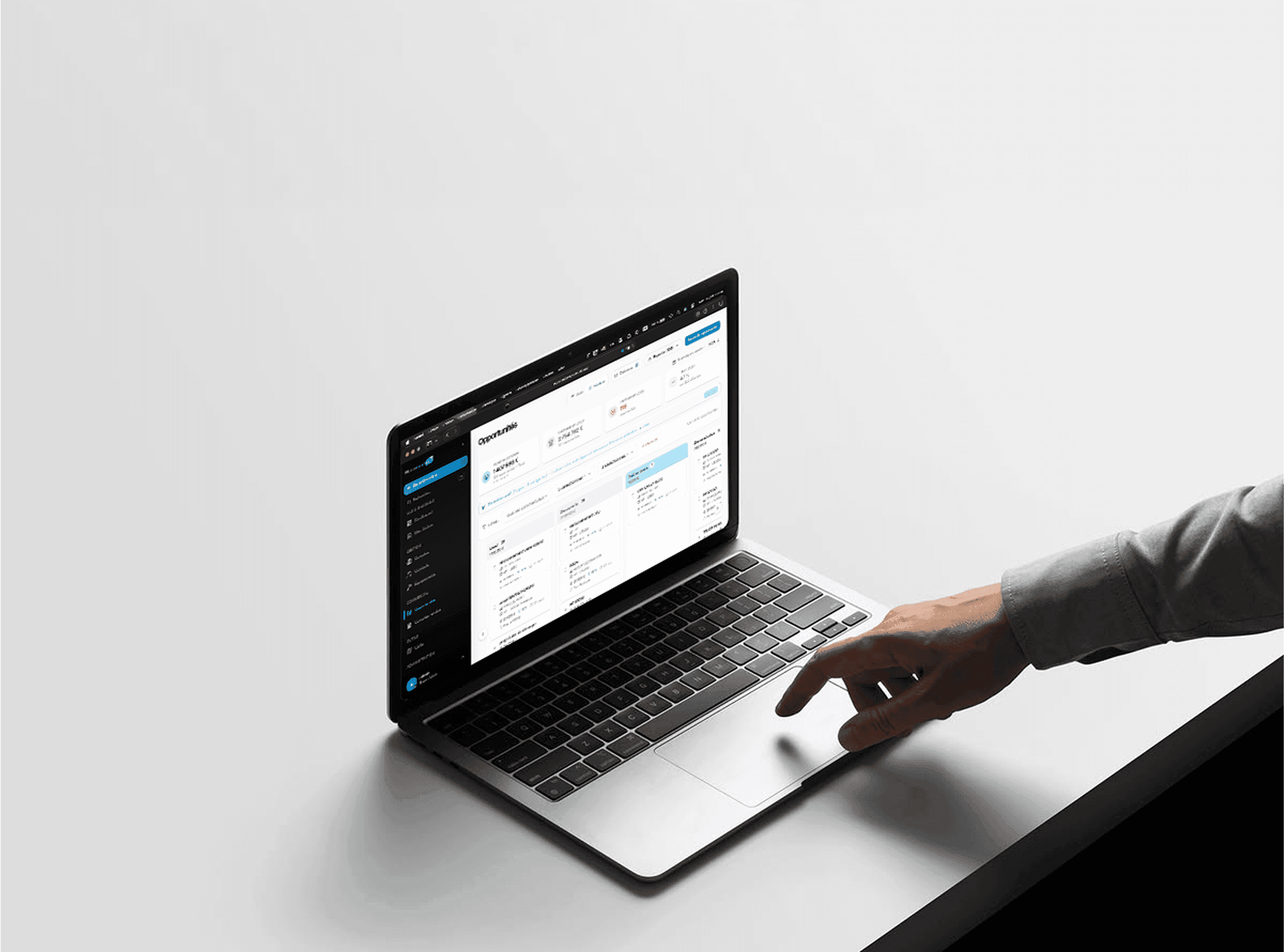 Le CRM sur mesure d’Euromedia ouvert sur un poste de travail